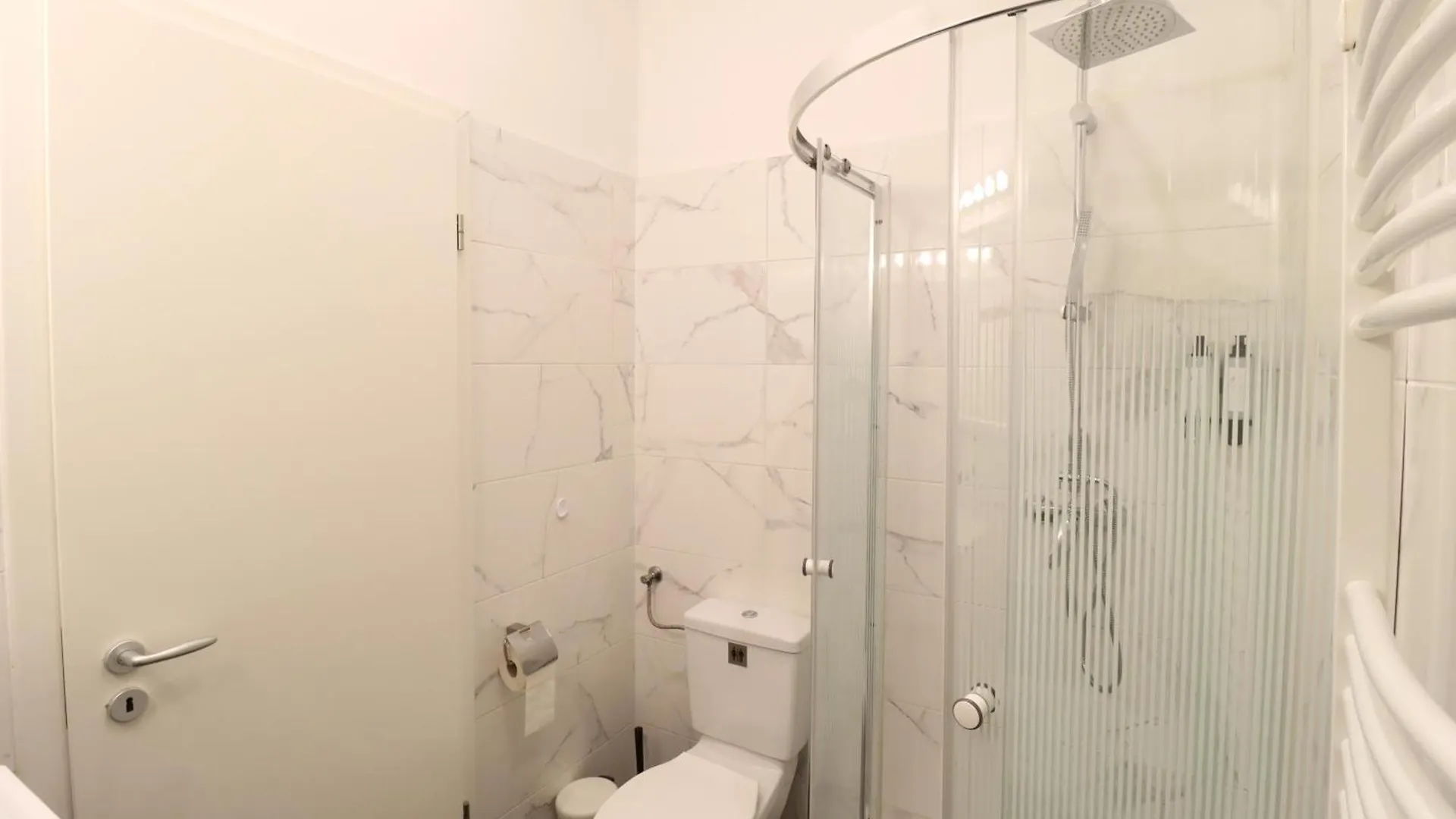 A13 Downtown Apartments With Parking Budapest Hungary