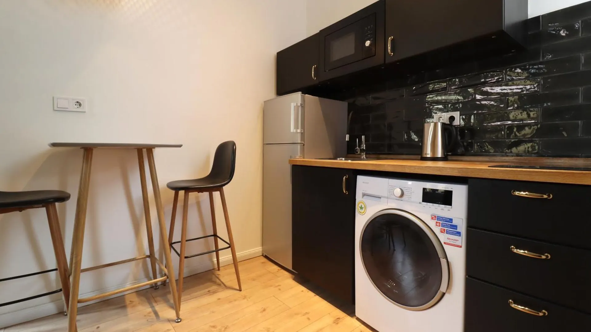 A13 Downtown Apartments With Parking Budapest